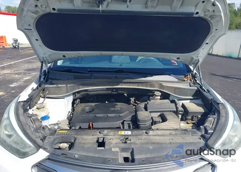 2017 Hyundai Santa Fe Sport 2.4L from USA, damaged, VIN 5NMZU3LB0HH012431